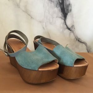 Seychelles Baby Blue Suede Platform Wedge - Sz. 10